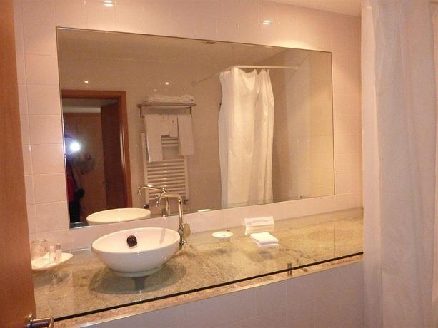 Imagen general del Hotel Mosteiro De S&atilde;o Crist&oacute;v&atilde;o De Laf&otilde;es. Foto 7