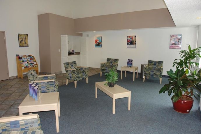 Imagen de los interiores del Hotel Motel 6 Albany, NY. Foto 14