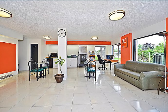 Imagen de los interiores del Hotel Motel 6 Albany, Ny - Airport. Foto 14