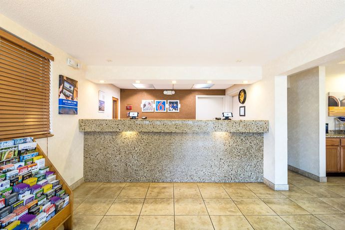 Imagen de los interiores del Hotel Motel 6 Alsip, IL. Foto 19