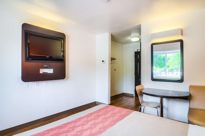 Imagen de la habitación del Hotel Motel 6 Arlington Heights, IL - Chicago North Central. Foto 13