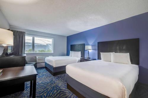 Imagen de la habitación del Hotel Motel 6 Arlington TX Entertainment District. Foto 8