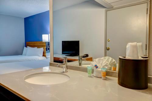 Imagen de la habitación del Hotel Motel 6 Arlington TX Entertainment District. Foto 12