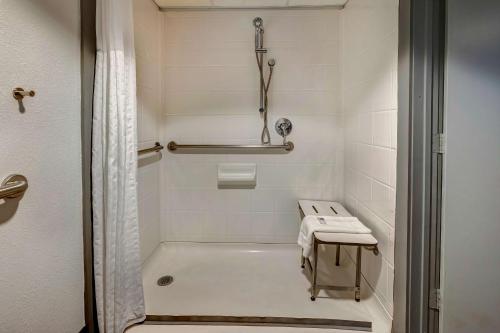 Imagen de la habitación del Hotel Motel 6 Arlington TX Entertainment District. Foto 17