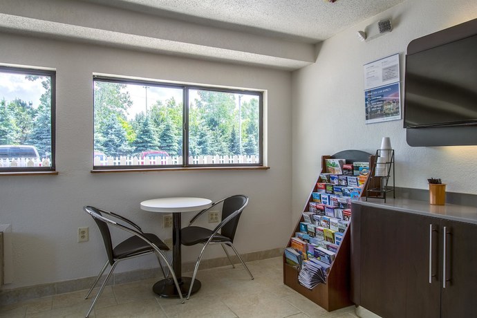 Imagen de los interiores del Hotel Motel 6 Ashland, Oh. Foto 17