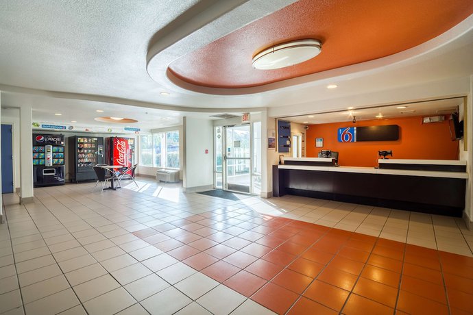 Imagen de los interiores del Hotel Motel 6 Augusta, GA. Foto 20