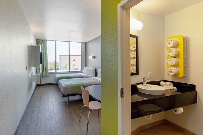 Imagen de la habitación del Hotel Motel 6 Austin, TX - Airport. Foto 9