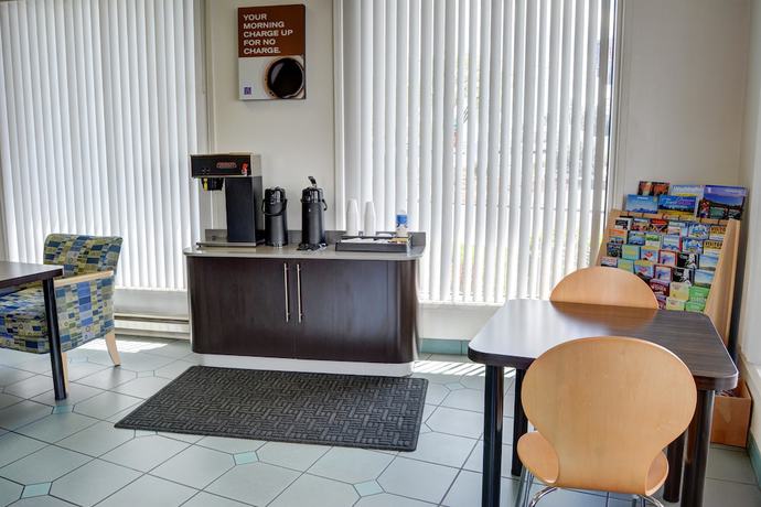 Imagen de los interiores del Hotel Motel 6 Bend, Or. Foto 14