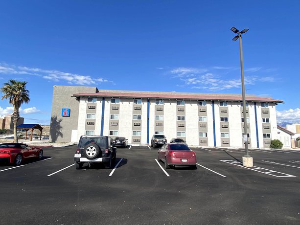 Imagen general del Hotel Motel 6 Bullhead City, AZ. Foto 2