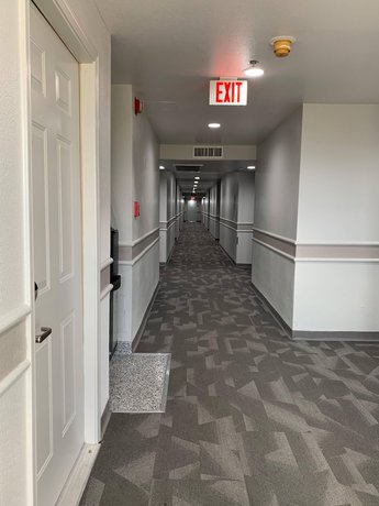 Imagen de los interiores del Hotel Motel 6 Bullhead City, AZ. Foto 17