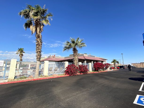 Imagen general del Hotel Motel 6 Bullhead City, AZ. Foto 6