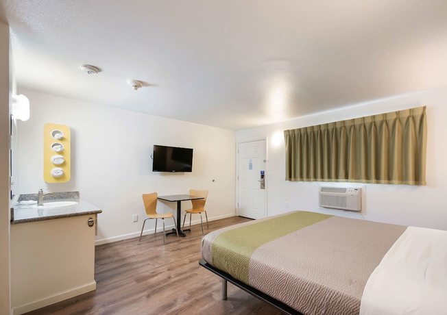 Imagen de la habitación del Hotel Motel 6 Burlington, WA. Foto 2