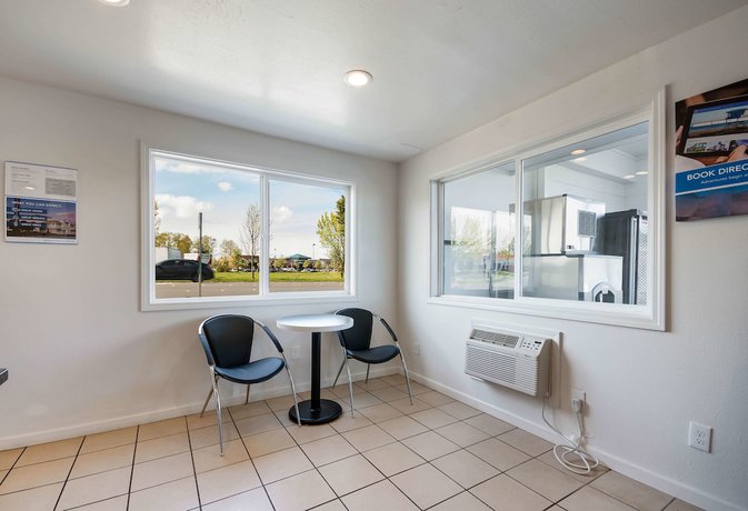 Imagen de los interiores del Hotel Motel 6 Burlington, WA. Foto 16