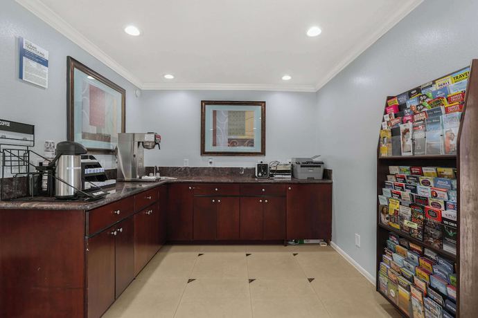 Imagen de los interiores del Hotel Motel 6 Carlsbad, CA - North. Foto 18