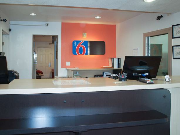 Imagen de los interiores del Hotel Motel 6 Carson City, NV. Foto 18
