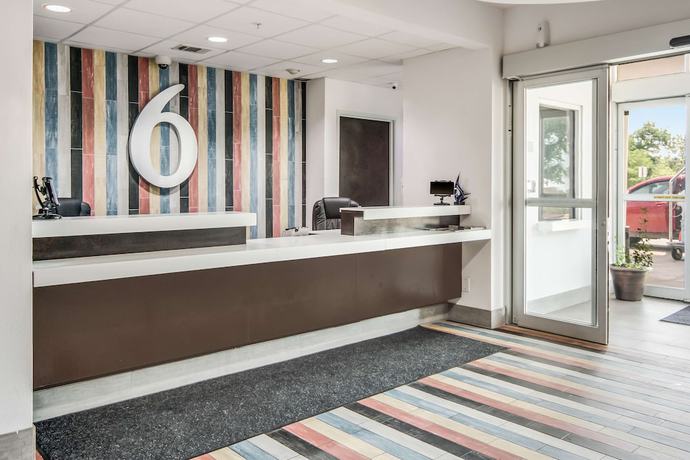 Imagen de los interiores del Hotel Motel 6 Cleburne, Tx. Foto 15