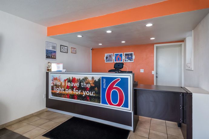 Imagen de los interiores del Hotel Motel 6 Connellys Springs, NC. Foto 17