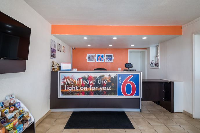 Imagen de los interiores del Hotel Motel 6 Connellys Springs, NC. Foto 18