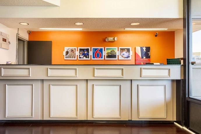 Imagen de los interiores del Hotel Motel 6 Covington, TN. Foto 18