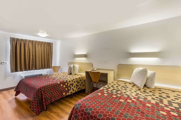Imagen de la habitación del Hotel Motel 6 Cross Lanes, Wv - Goff Mountain Rd. Foto 8