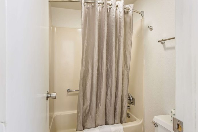 Imagen de la habitación del Hotel Motel 6 Cross Lanes, Wv - Goff Mountain Rd. Foto 13
