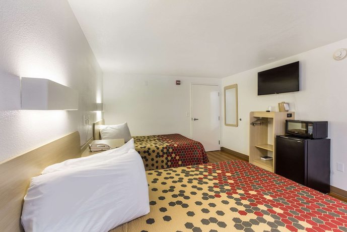 Imagen de la habitación del Hotel Motel 6 Cross Lanes, Wv - Goff Mountain Rd. Foto 15