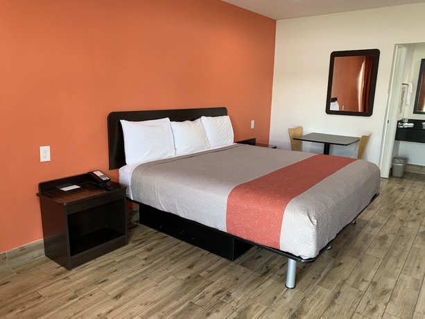 Imagen de la habitación del Hotel Motel 6 Englewood, Fl. Foto 6