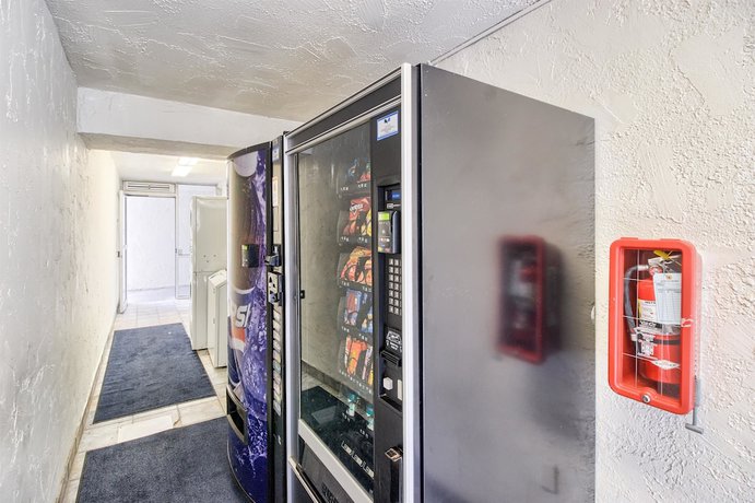 Imagen de los interiores del Hotel Motel 6 Everett, WA - South. Foto 16