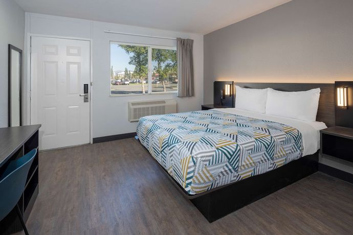 Imagen de la habitación del Hotel Motel 6 Fontana, CA. Foto 6