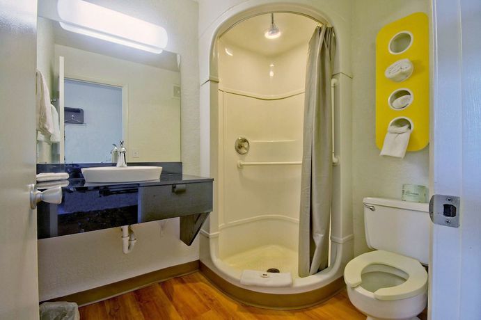 Imagen de la habitación del Hotel Motel 6 Fort Lauderdale, FL. Foto 6