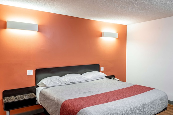 Imagen de la habitación del Hotel Motel 6 Fort Nelson, BC. Foto 9