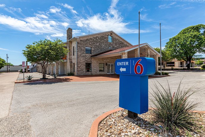 Imagen general del Hotel Motel 6 Georgetown, TX. Foto 1