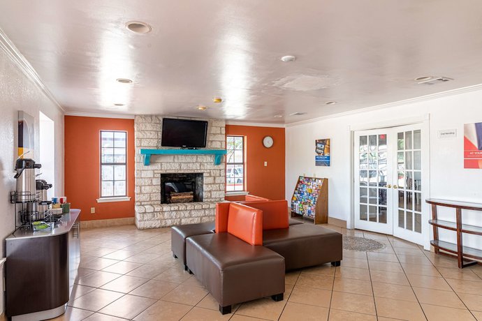 Imagen de los interiores del Hotel Motel 6 Georgetown, TX. Foto 18