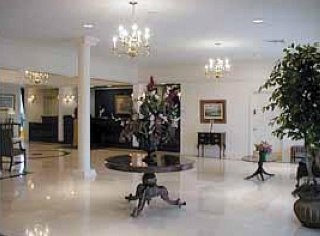Imagen de los interiores del Hotel Motel 6 Governors House. Foto 3