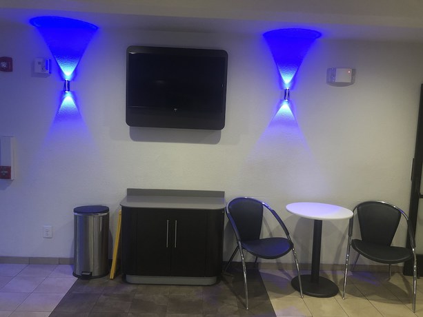 Imagen de los interiores del Hotel Motel 6 Greensboro, Nc - Airport. Foto 18