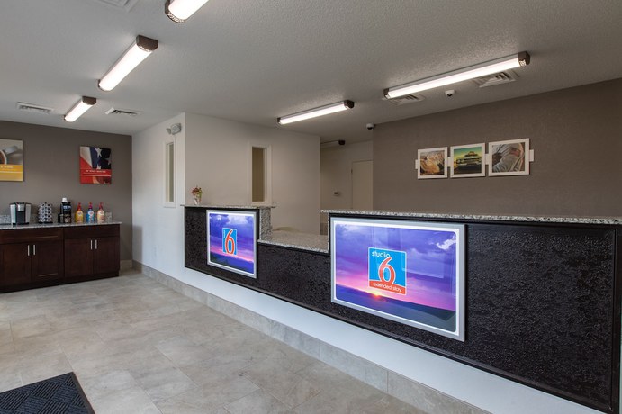 Imagen de los interiores del Hotel Motel 6 Greenville, SC - I-85 Near Downtown. Foto 15