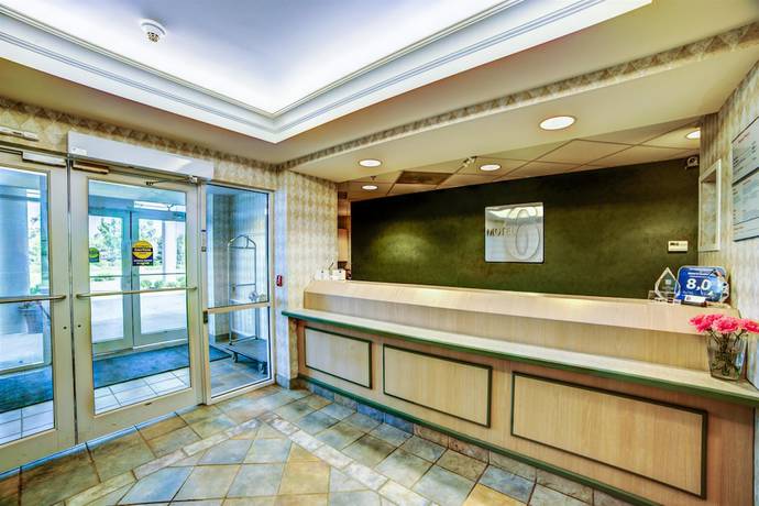 Imagen de los interiores del Hotel Motel 6 Huntsville, On. Foto 20
