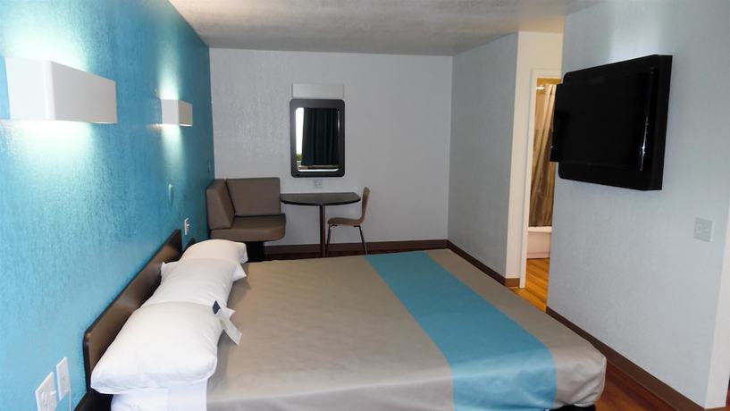 Imagen de la habitación del Hotel Motel 6 Irving, TX - Irving DFW Airport East. Foto 11