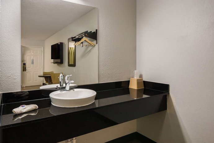 Imagen de la habitación del Hotel Motel 6 Irving, TX - Loop 12. Foto 4