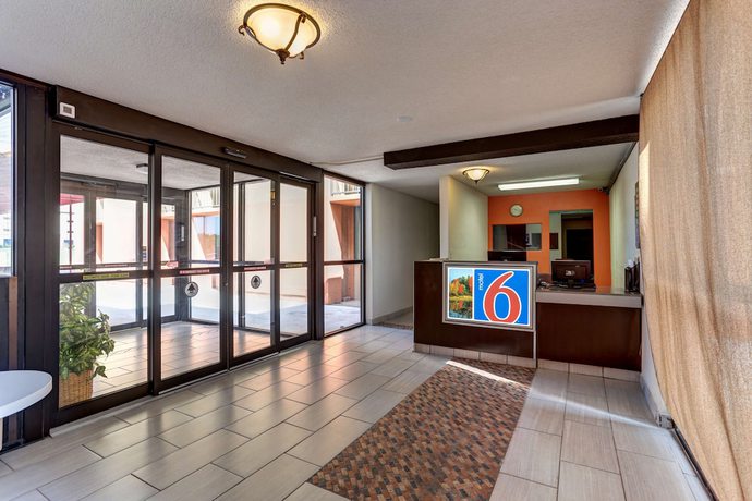 Imagen de los interiores del Hotel Motel 6 Jackson, Tn, Jackson. Foto 17