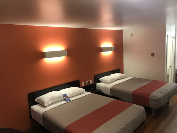 Imagen de la habitación del Hotel Motel 6 Kamloops, BC. Foto 7