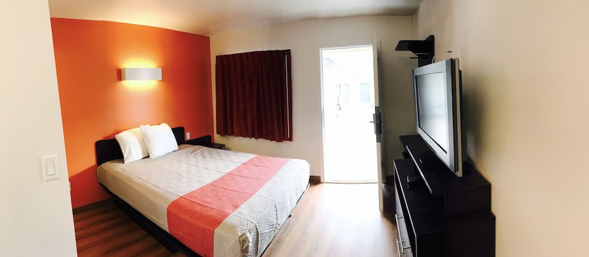 Imagen de la habitación del Hotel Motel 6 Kamloops, BC. Foto 12
