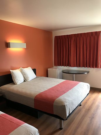 Imagen de la habitación del Hotel Motel 6 Kamloops, BC. Foto 14