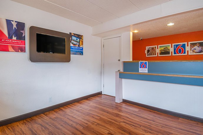 Imagen de los interiores del Hotel Motel 6 Knoxville, Tn - North. Foto 15