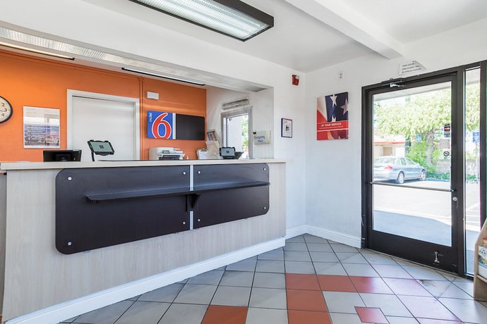 Imagen de los interiores del Hotel Motel 6 Merced, CA - North. Foto 18