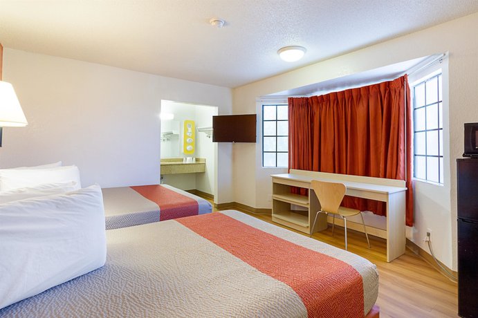 Imagen de la habitación del Hotel Motel 6 Mesa, Az - South. Foto 16