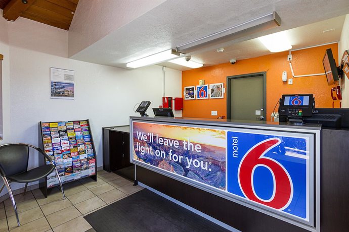 Imagen de los interiores del Hotel Motel 6 Mesa, Az - South. Foto 20