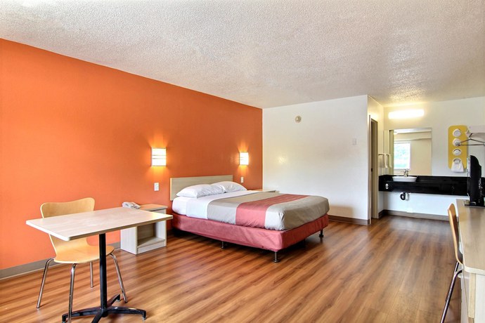 Imagen de la habitación del Hotel Motel 6 Middleburg Heights, Oh - Cleveland. Foto 8