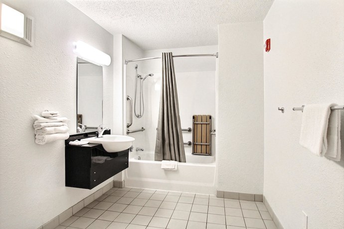 Imagen de la habitación del Hotel Motel 6 Middleburg Heights, Oh - Cleveland. Foto 9