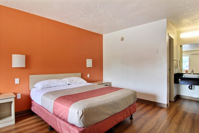 Imagen de la habitación del Hotel Motel 6 Middleburg Heights, Oh - Cleveland. Foto 14